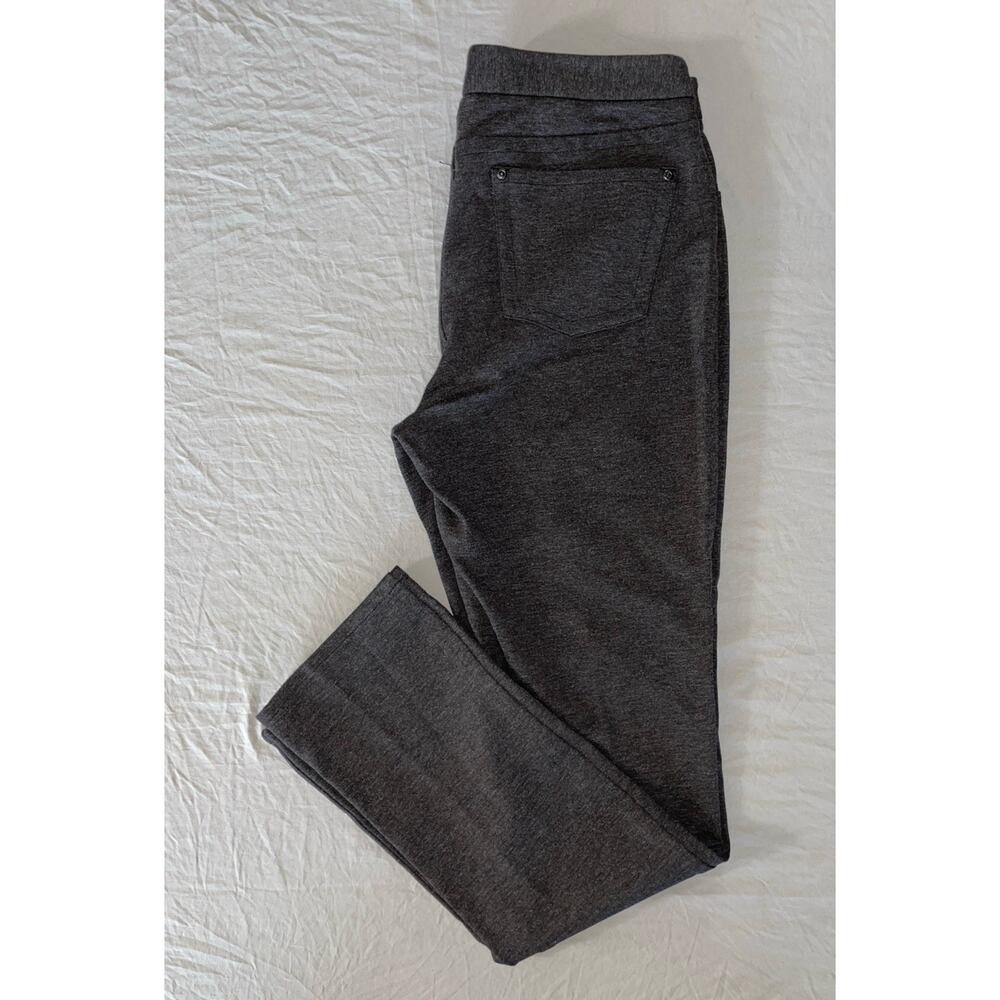 NYDJ Lift/Tuck Jean Style Ponte Knit Casual Pants. Gray, Women's Size 8. EUC!!